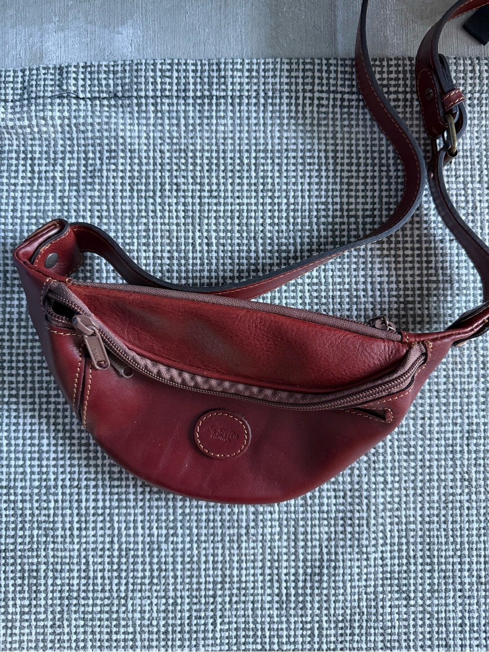 La Sella Roma Italian Leather Small Crossbody Bag